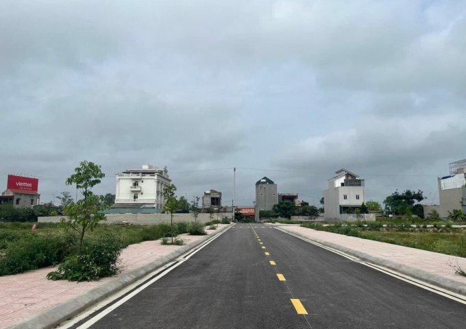 Bán đất tại Đường Quốc lộ 1A, Quảng Xương,  Thanh Hóa diện tích 160m2  giá 8 Triệu/m²