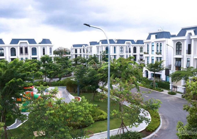 Chính chủ cần bán gấp căn vila Long Phú  view công viên