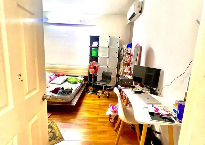 Bán căn hộ Ehome3 64m2,, chỉ 1.7 tỷ,, 2PN , gió thoáng..lh 0909442980