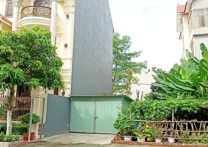 Bán đất Biệt thự tuyến 2 Lê Hồng Phong lô 16D diện tích 135m hướng Đông Bắc, giá 81 tr/m