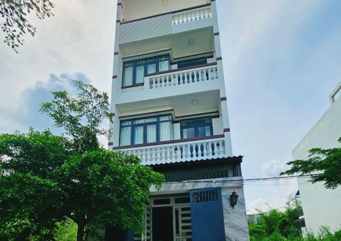 Bán nhà Lê Văn Lương, 90m, 4 tầng, giá chỉ 5.2 tỷ