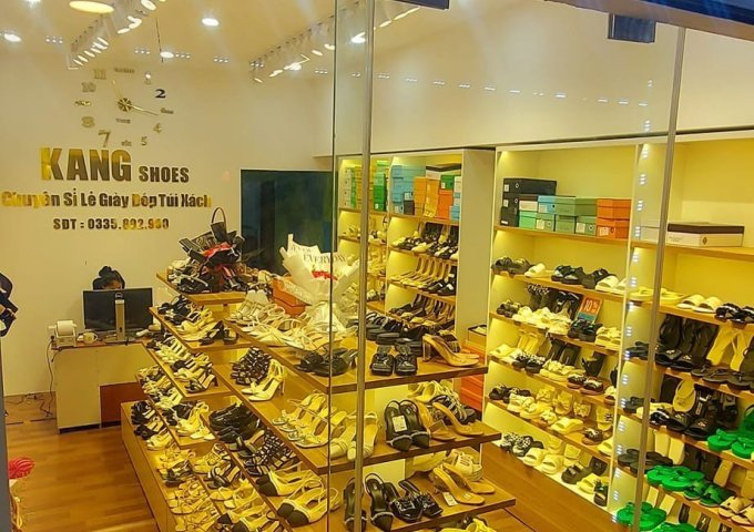 Chính chủ cần sang nhượng cửa hàng tại  50 Ngô Xuân Quảng, Gia Lâm, Hà Nội