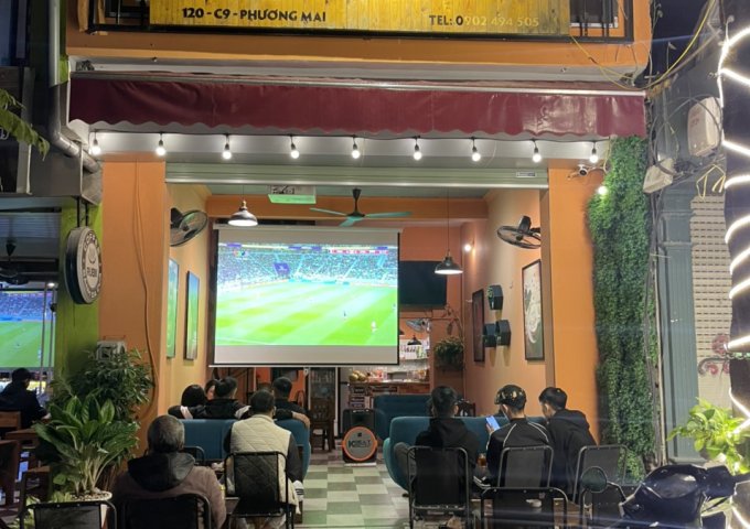 Do bận rộn con nhỏ sắp đi học nên không có thời gian tiếp quản ,cần sang nhượng lại quán Cafe