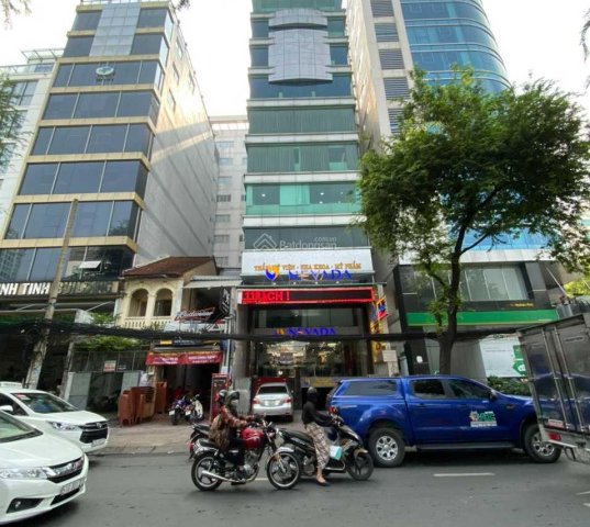 Bán tòa Building 2MT Nguyễn Trãi - Nam Quốc Cang, P. Phạm Ngũ Lão, Q1.DT: 20x30m, Hầm, 14 tầng