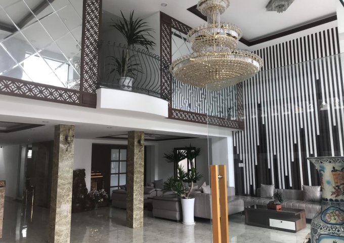 Bán gấp khách sạn 5 tầng nội thất và thang máy nhập ngoại Biển Mỹ Khê Đà Nẵng-240m2-35 tỷ-901127005.