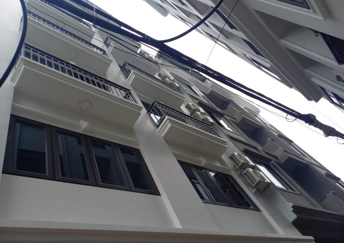 Bán nhà ngõ phố Văn Trì, Cầu Diễn, DT 118m, 7 tầng, MT 7.5m, giá 19.6 tỷ, ngõ oto, cho thuê 150tr/th.