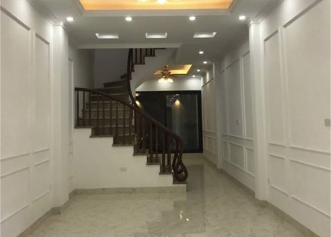 Nhà Kim Chung 44 m2 x 4 tầng 10 m ra đường QL 442 ngã tư Sơn Đông - PB