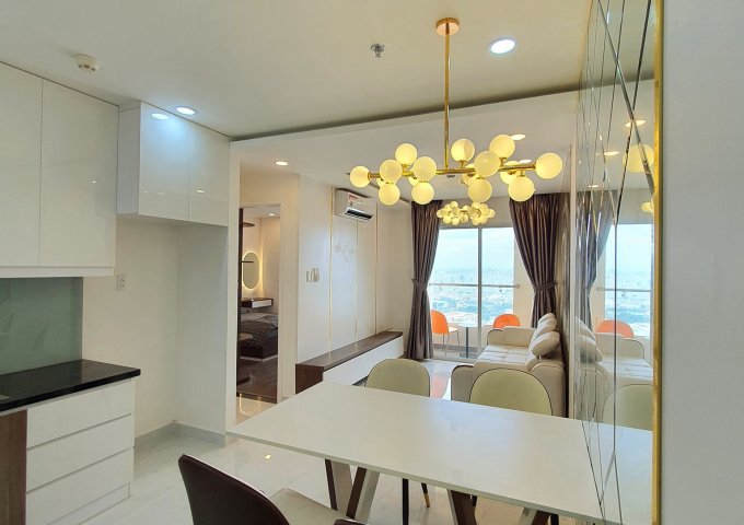 *** Căn hộ Cao Cấp TERRA ROYAL NAM KỲ KHỞI NGHĨA, QUẬN 3, 2 Phòng Ngủ, Đầy Đủ Tiện Nghi ***