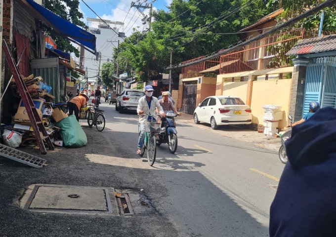 Cho thuê nguyên căn 6x10m đường Nguyễn Văn Đậu, Bình Thạnh giá 25 triệu