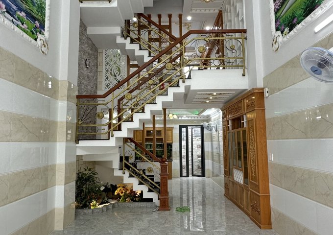 Bán Nhà Hẻm xe hơi Lê Văn Quới Bình Tân, 44m2, 4 tầng, 4PN