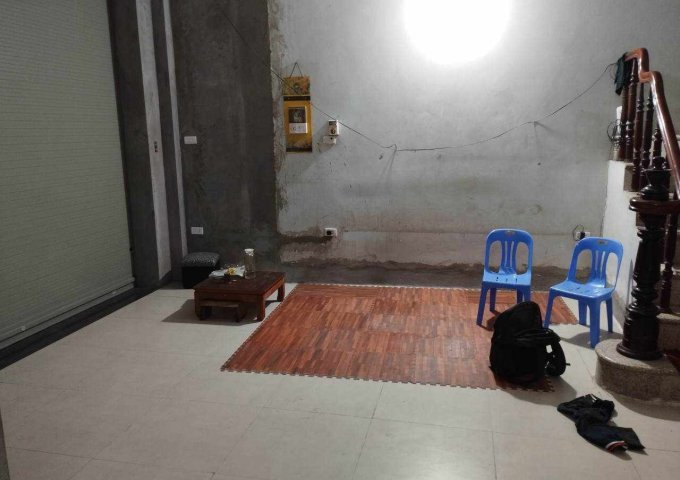 Cho thuê nhà nguyên căn, mặt phố, KD, VP, 45m2, 5T, 6N, 17tr, Lạc Long Quân