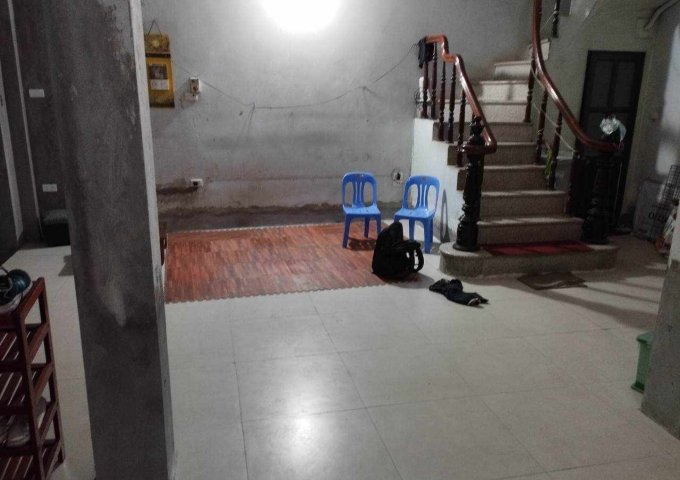 Cho thuê nhà nguyên căn, mặt phố, KD, VP, 45m2, 5T, 6N, 17tr, Lạc Long Quân