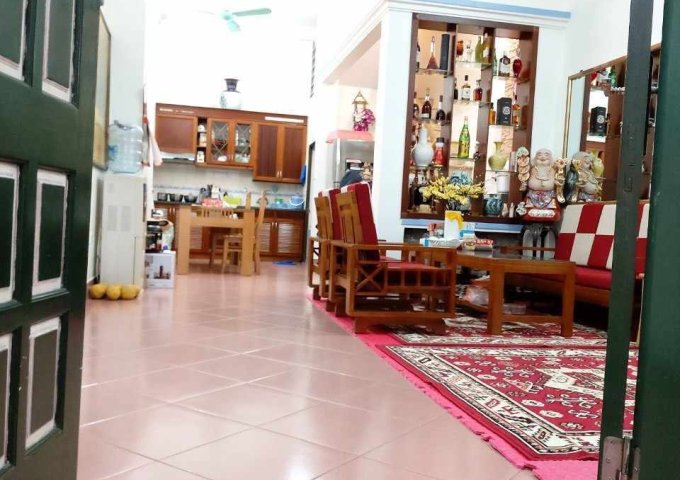 Cho thuê nhà nguyên căn 65m2, 4T, 3N, 1K, HGĐ , Cầu Giấy 15tr.