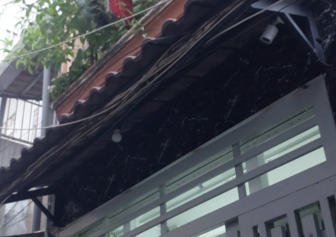 Nhà bán 2 tầng, Q.8, sát bên cầu Nguyễn Văn Cừ, nhỉnh 4 tỷ.