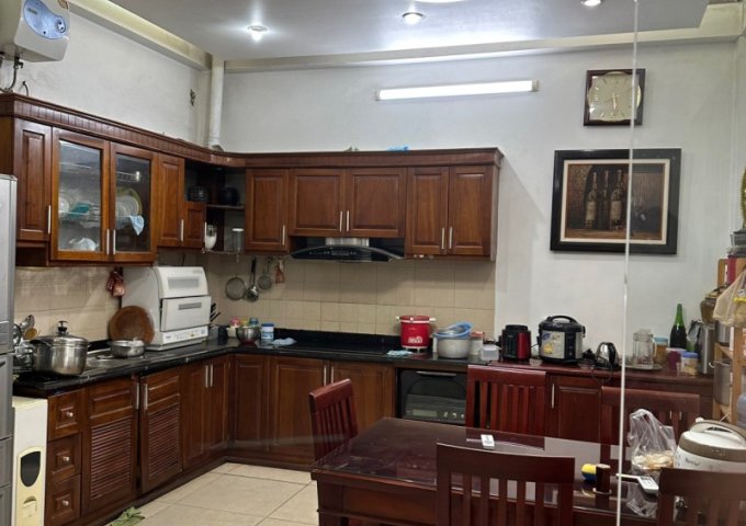 BÁN NHÀ PHỐ TÚ MỠ, LÔ GÓC, DÂN XÂY, DT 50M, 5 TẦNG, MT 4.3M, NHỈNH 7 TỶ, Ô TÔ GẦN.