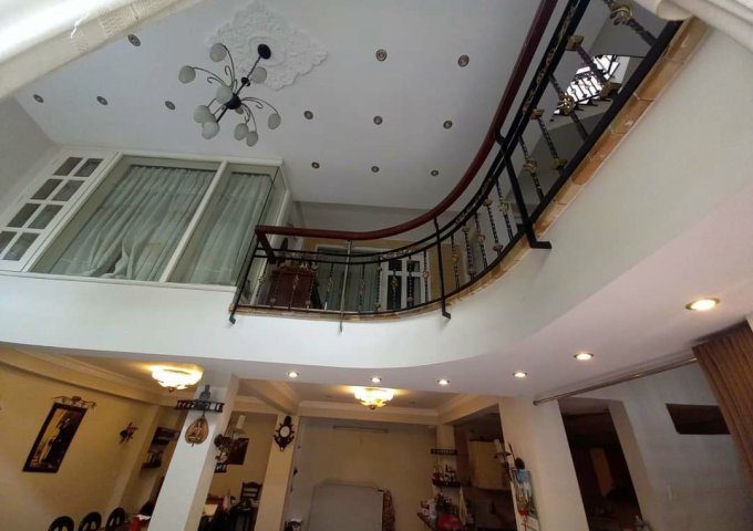 BÁN BIỆT THỰ CỔ . ĐƯỜNG TRẦN QUỐC TUẤU ,GÒ VẤP .GIẢM GIÁ. CHẮC CHẮN CHỦ XÂY TÂM HUYẾT.
HXH THÔNG LÊ QUANG ĐỊNH - PHAN VĂN TRỊ - PHẠM VĂN ĐỒNG.
NGANG HƠN 9M.