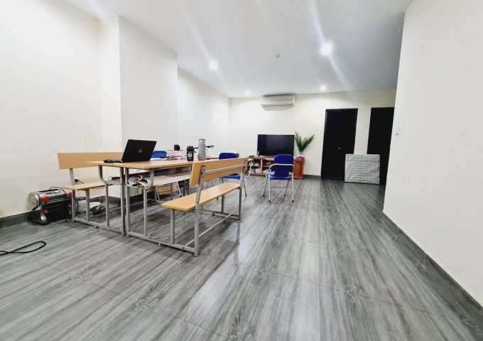 Bán cắt lỗ căn 3 ngủ tòa A Hồ Gươm Plaza 102 Trần Phú,Hà Đông.