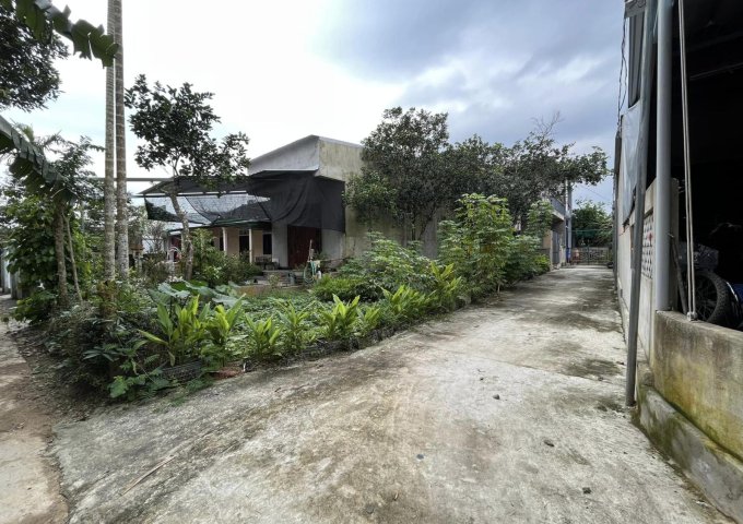 Bán đất tại Đường Nguyễn Phúc Thụ - Hương Long diện tích 104m2  giá 1.7 Tỷ