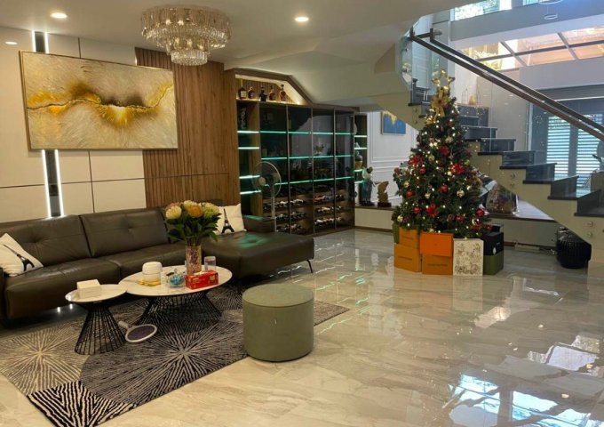 Đinh Bộ Lĩnh Bình Thạnh , HXH, 81m2ngang 7m , 4 Tầng 6 Pn , Giá 9.8Tỷ