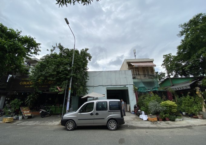 Bán nhà MẶT TIỀN 16M + VỈA HÈ, Phường Tân Quý, Quận Tân Phú, 180m2(8x22.5) nở hậu