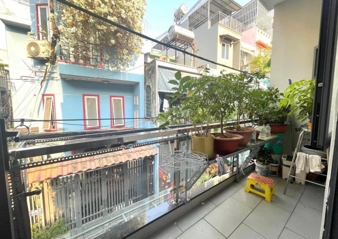 Bán nhà 3 tầng, Bùi Thị Xuân, 4x13.5, 5 PN, Giá 6.7 tỷ, Sổ hồng chính chủ