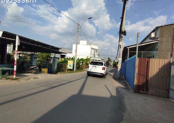 Nhà mặt phố An Phú Đông Quận 12, hai xe tải tránh,DTCN 200m2