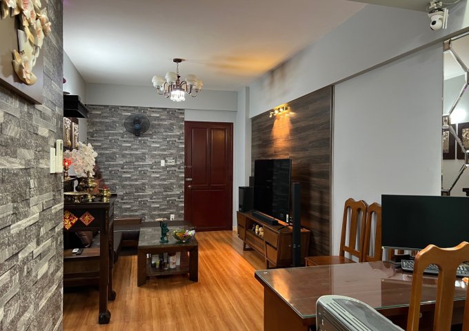 Bán rẻ căn hộ Bông Sao 68m2 full nội thất trung tâm hành chánh Q8 TP.HCM