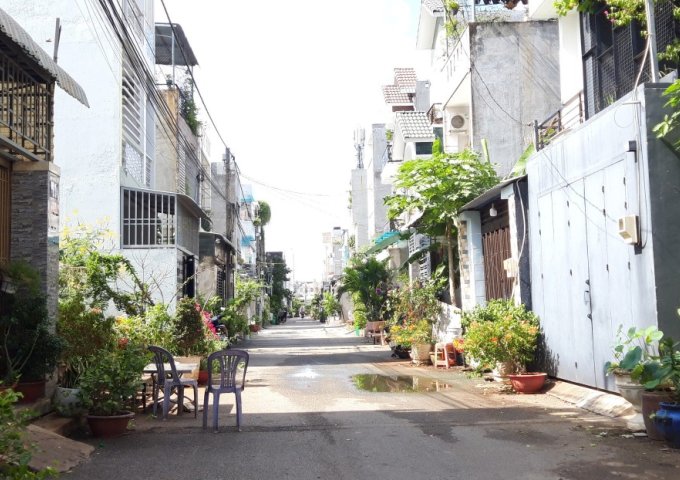 Bán nhà riêng tại Đường Trường Lưu, Quận 9, Hồ Chí Minh diện tích 120m2 giá 4 Tỷ 