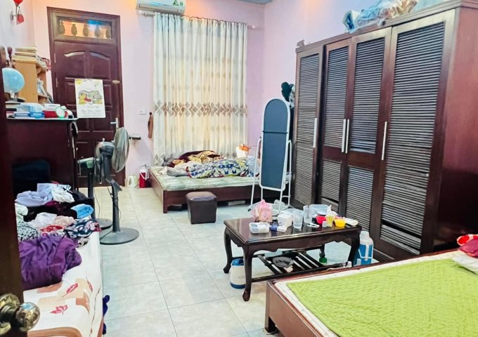 Bán nhà riêng tại Đường Nguyễn Trãi, Thanh Xuân,  Hà Nội diện tích 42m2  giá 6.8 Tỷ
