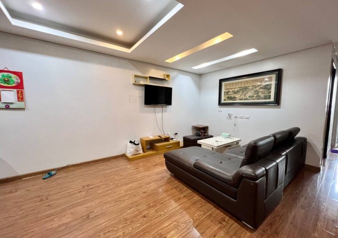 Cho thuê căn hộ tại chung cư 25 Tân Mai, Hoàng Mai giá chỉ 11 triệu/tháng