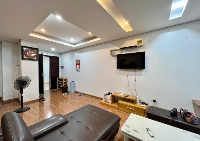 Cho thuê căn hộ tại chung cư 25 Tân Mai, Hoàng Mai giá chỉ 11 triệu/tháng