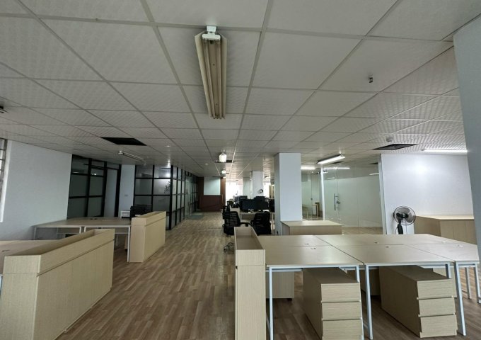 Cho thuê văn phòng tòa nhà Capital 36 Giang Văn Minh 100m2,150m2, 200m2, 500m2 giá thuê 230k/m2 