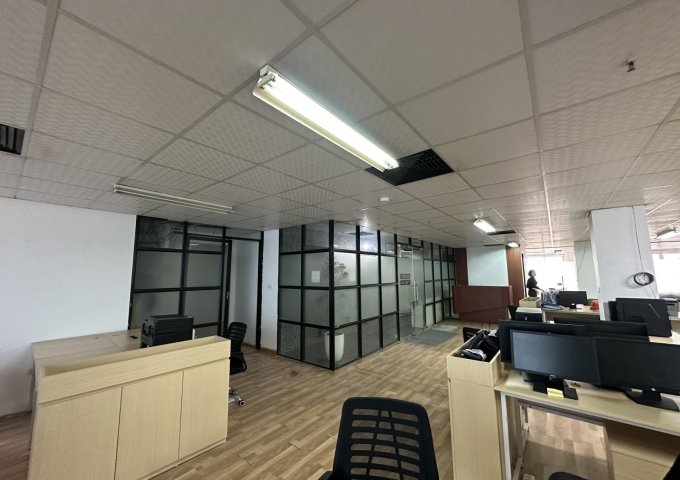Cho thuê văn phòng tòa nhà Capital 36 Giang Văn Minh 100m2,150m2, 200m2, 500m2 giá thuê 230k/m2 