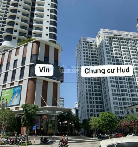 Bán căn hộ giá tốt vị trí đẹp Tp Biển Nha Trang, ngay khu phố tây Nguyễn Thiện Thuật