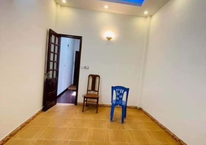 Ngõ 88 Chùa Quỳnh -Hai Bà Trưng - gần trường học, ngõ sáng . DT 42 giá 4,6 tỷ