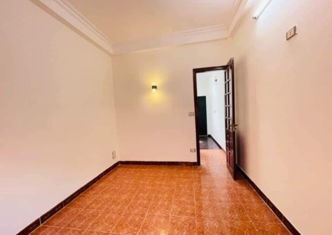 Ngõ 88 Chùa Quỳnh -Hai Bà Trưng - gần trường học, ngõ sáng . DT 42 giá 4,6 tỷ