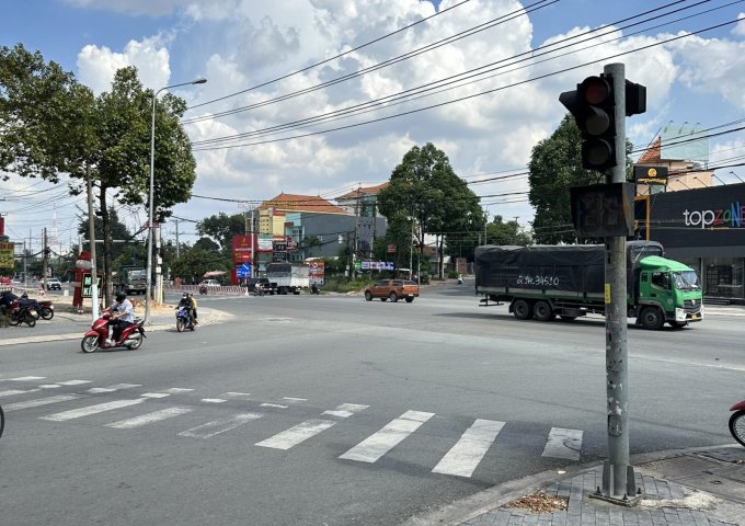 Cho thuê mặt bằng tại 617 Lê Hồng Phong, Phú Hòa, Thủ Dầu Một, ngay ngã tư địa chất Thủ Dầu Một đối diện hyunhdai Bình Dương  đường dân cư đông