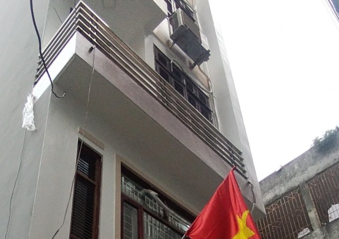 Bán nhà riêng Nguyễn Văn Huyên 50m2, 6PN, ngõ rộng ôtô đỗ 5 tầng 6.3tỷ