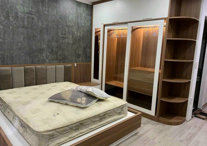 Cho thuê nhà ngay Lô 9 Lê Hồng Phong 4 tầng giá 12 tr