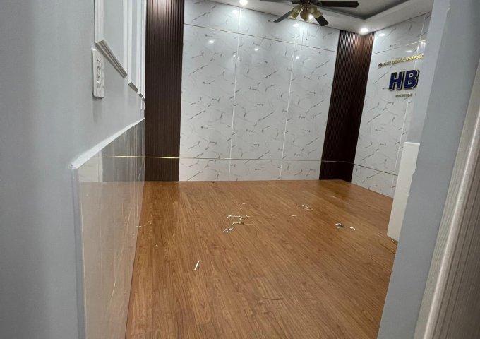 CHO THUÊ nhà 3 tầng sát mặt tiền Phan Văn Trị Gò Vấp – Giá thuê 22 triệu/tháng cho thuê làm Văn phòng công ty