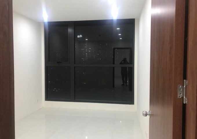 Cần bán căn hộ chung cư Housinco Premium Nguyễn Xiển, lô gia, diện tích 94m