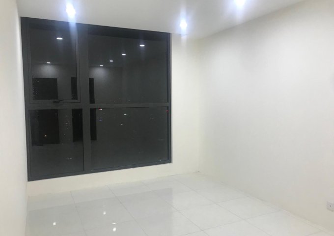 Cần bán căn hộ chung cư Housinco Premium Nguyễn Xiển, lô gia, diện tích 94m