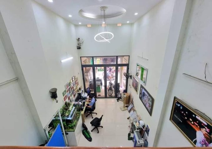 Nhà mặt phố Bùi Xương Trạch Thanh Xuân. Kinh doanh sầm uất. 56m2 – 6 tầng - MT 3.5m, Giá 10.4 tỷ 