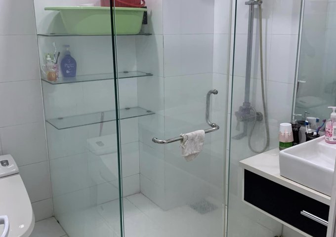 BÁN NHÀ MT Đồng Đen, Tân Bình 5 tầng 63m2 (3,7x17). Nhà đẹp ở ngay. Giá chỉ 16,99 tỷ.