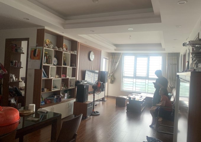 Chính chủ gửi bán căn hộ góc rộng 92m, 3PN view Hồ điều hòa đẹp nhất KĐT Thanh Hà Cienco 5