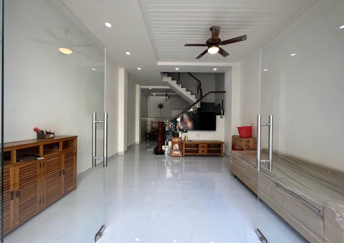 BÁN NHÀ HUỲNH TẤN PHÁT TT NHÀ BÈ HẺM THÔNG KHU PHÂN LÔ ĐÒNG BỘ SỔ VUÔNG NỞ HẬU CHỈ 5.8 TỶ