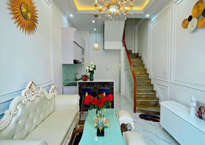 SIÊU HIẾM HẺM 7M QUẬN 10 - CÓ SÂN ĐỂ XE HƠI RIÊNG- LÊ HỒNG PHONG. VỊ TRÍ KINH DOANH - NỘI THẤT XỊN NHẬP KHẨU