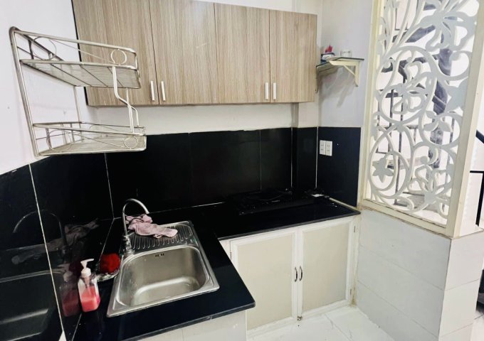 NHÀ HXH ĐỦ CÔNG NĂNG - 28M2 - LÊ HỒNG PHONG - Q10 GIÁP Q3 - CHỈ 4.6TỶ (TL)