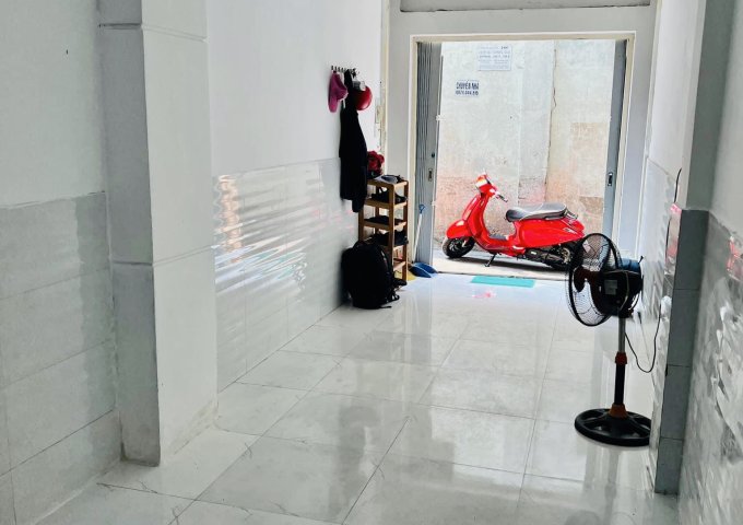 NHÀ HXH ĐỦ CÔNG NĂNG - 28M2 - LÊ HỒNG PHONG - Q10 GIÁP Q3 - CHỈ 4.6TỶ (TL)