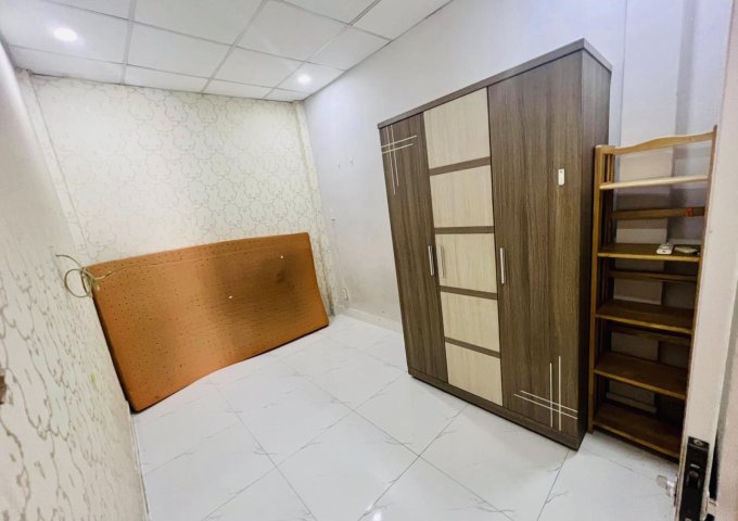 NHÀ HXH ĐỦ CÔNG NĂNG - 28M2 - LÊ HỒNG PHONG - Q10 GIÁP Q3 - CHỈ 4.6TỶ (TL)